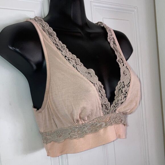 FREE PEOPLE Intimately Maddie Lace Trim Bralette in Peach Womens Small - Picture 3 of 9